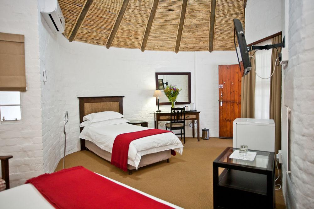 Protea Hotel By Marriott Oudtshoorn Riempie Estate المظهر الخارجي الصورة