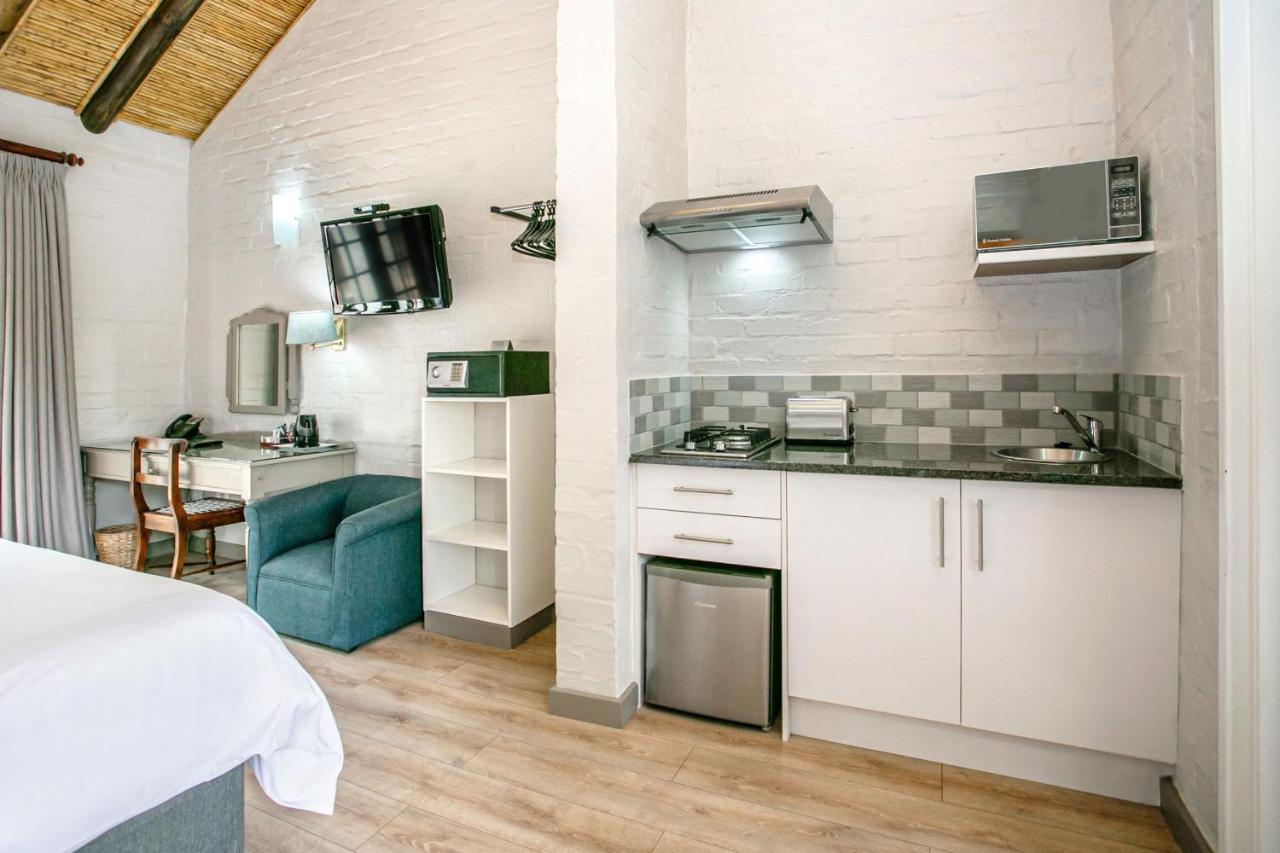Protea Hotel By Marriott Oudtshoorn Riempie Estate المظهر الخارجي الصورة