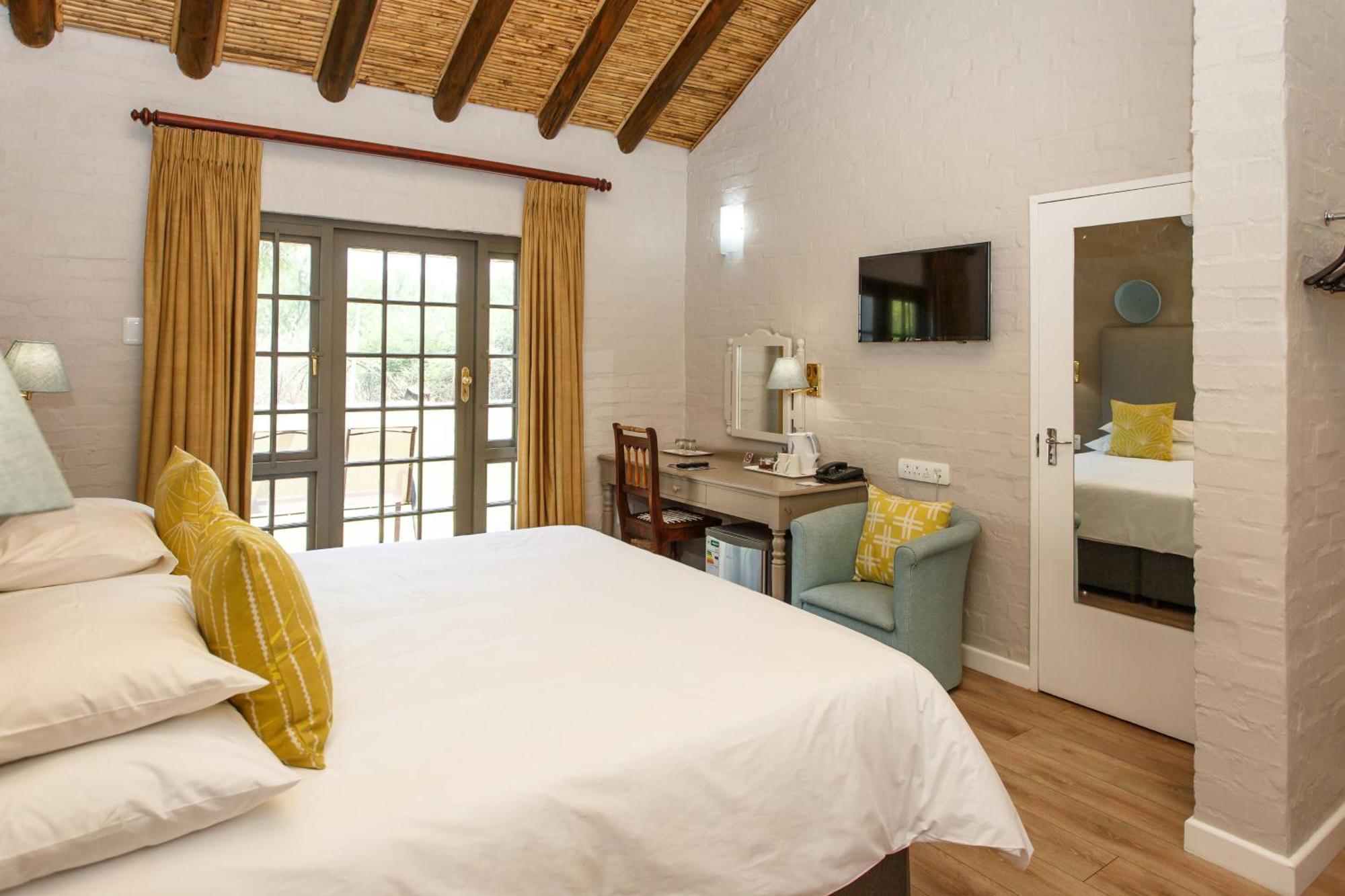Protea Hotel By Marriott Oudtshoorn Riempie Estate المظهر الخارجي الصورة