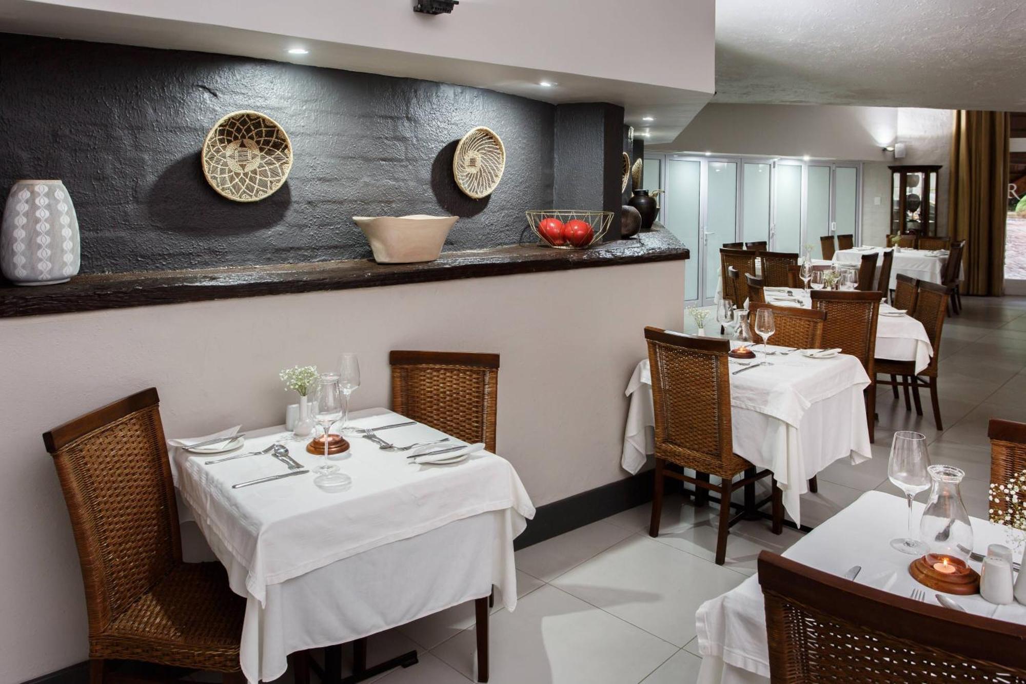 Protea Hotel By Marriott Oudtshoorn Riempie Estate المظهر الخارجي الصورة