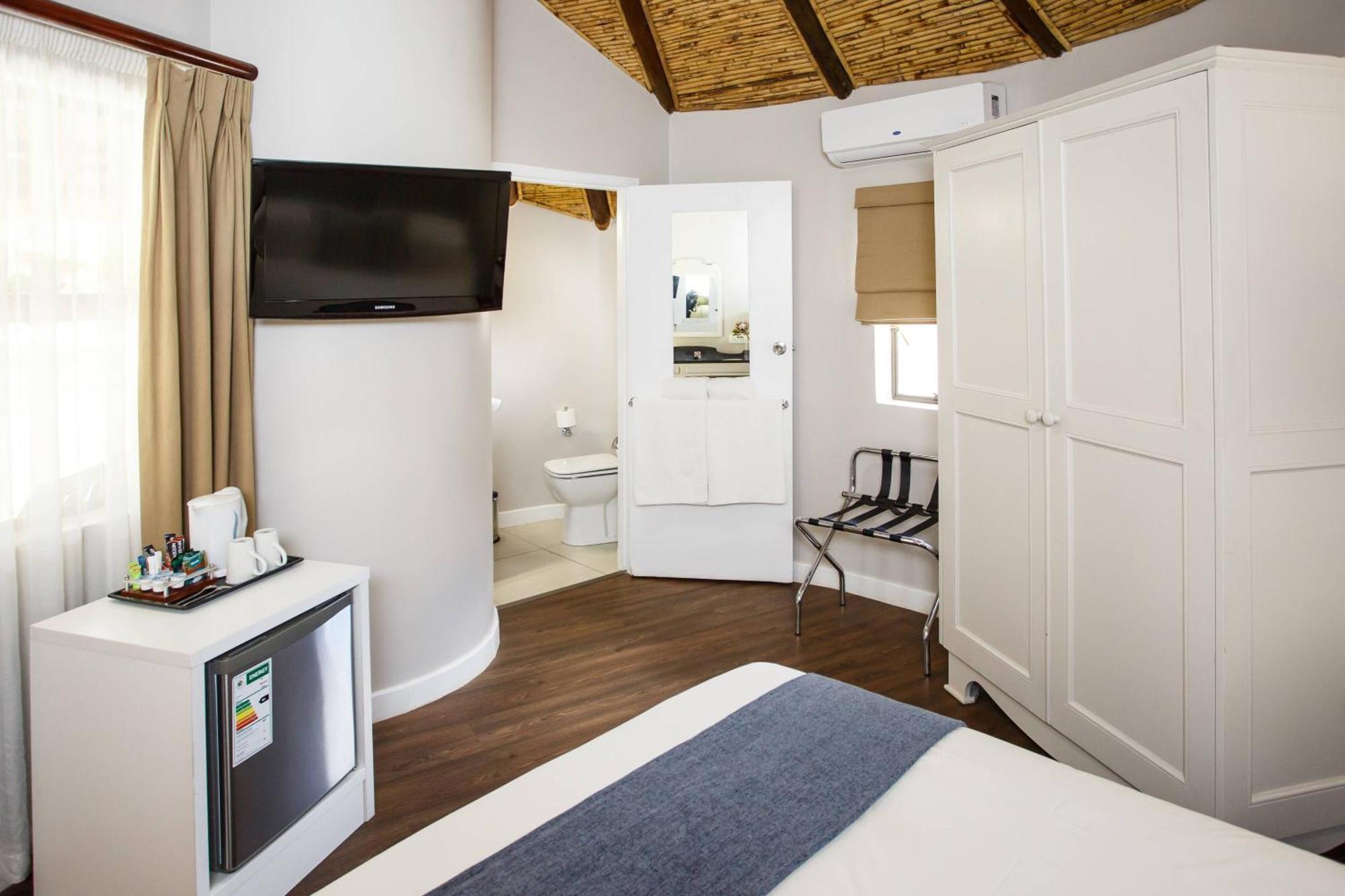 Protea Hotel By Marriott Oudtshoorn Riempie Estate المظهر الخارجي الصورة