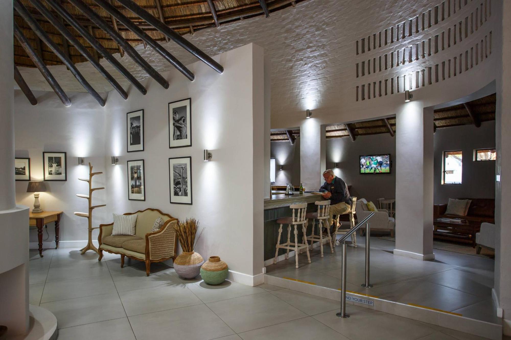 Protea Hotel By Marriott Oudtshoorn Riempie Estate المظهر الخارجي الصورة