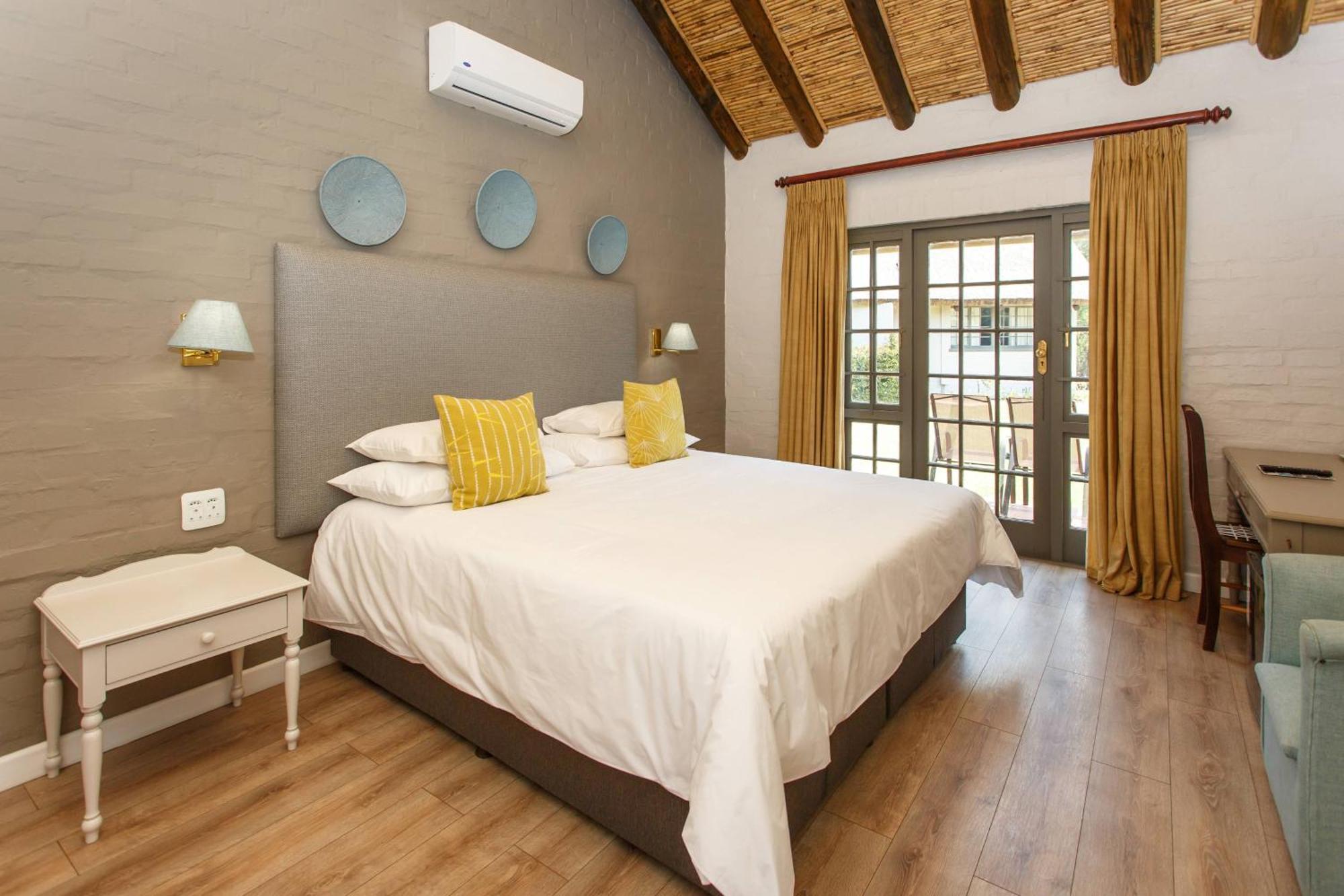 Protea Hotel By Marriott Oudtshoorn Riempie Estate المظهر الخارجي الصورة