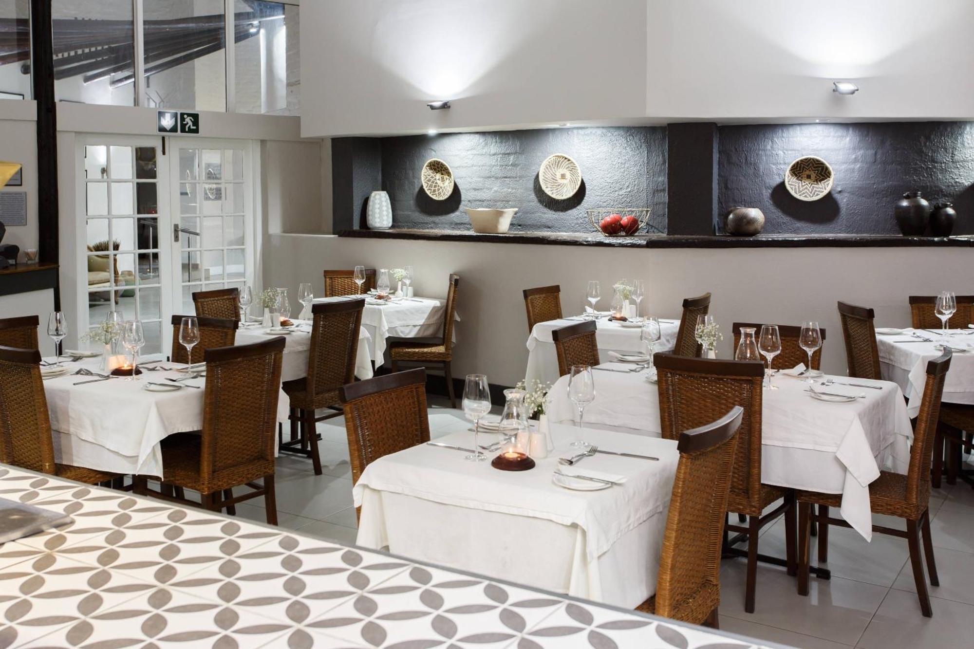 Protea Hotel By Marriott Oudtshoorn Riempie Estate المظهر الخارجي الصورة