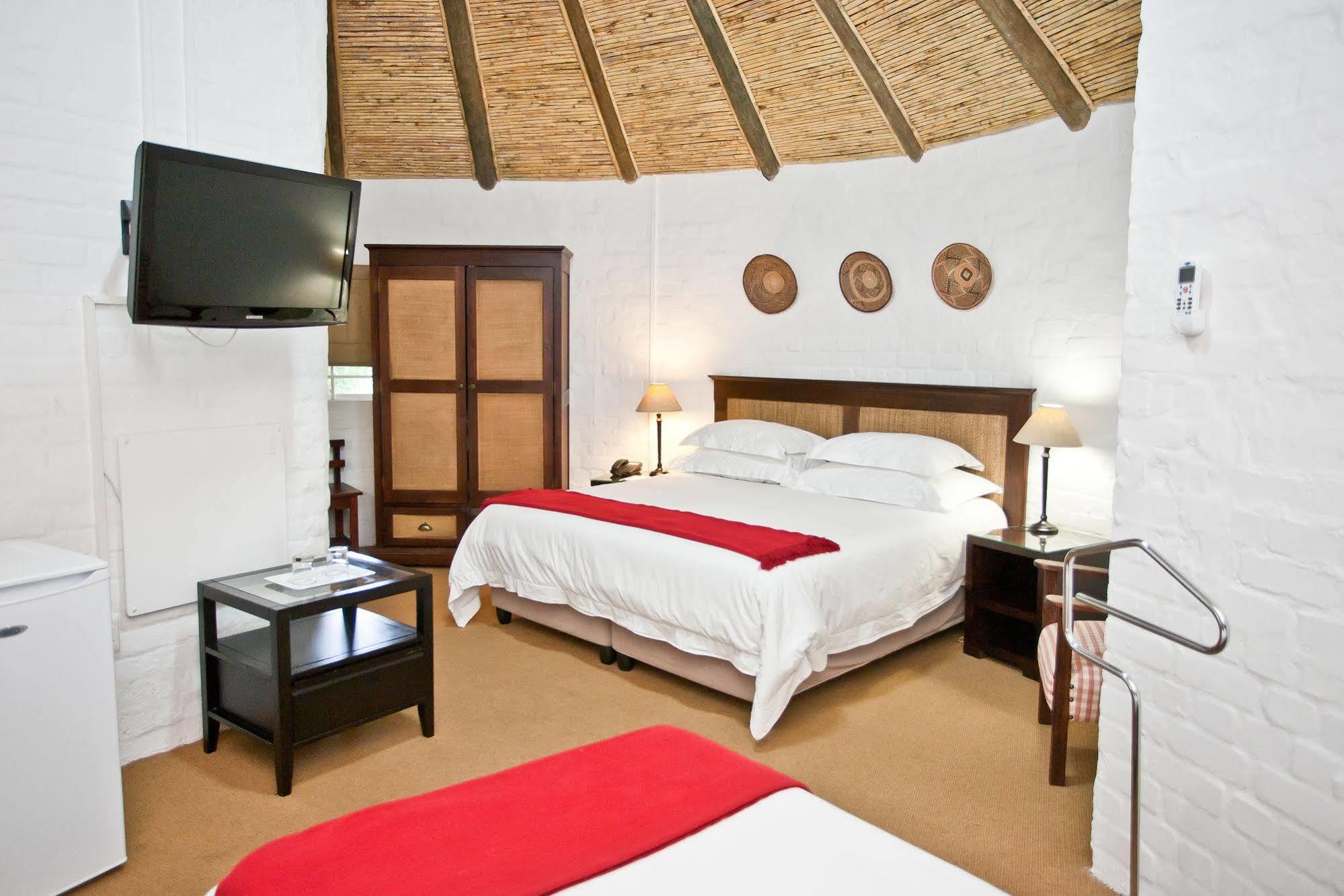 Protea Hotel By Marriott Oudtshoorn Riempie Estate المظهر الخارجي الصورة